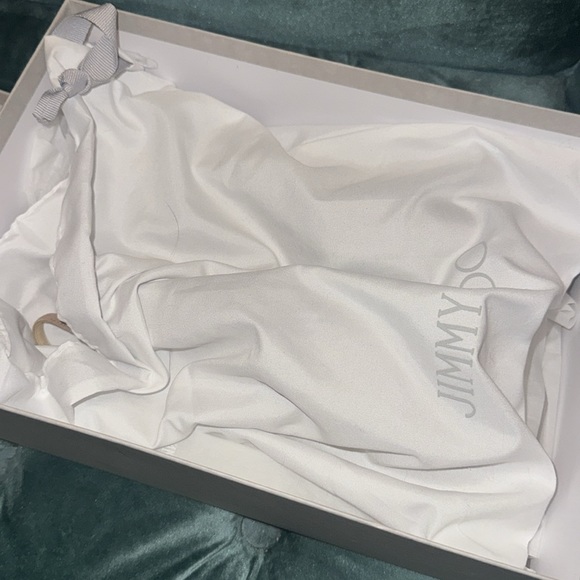 Jimmy Choo Erin style low high heels - Picture 4 of 7